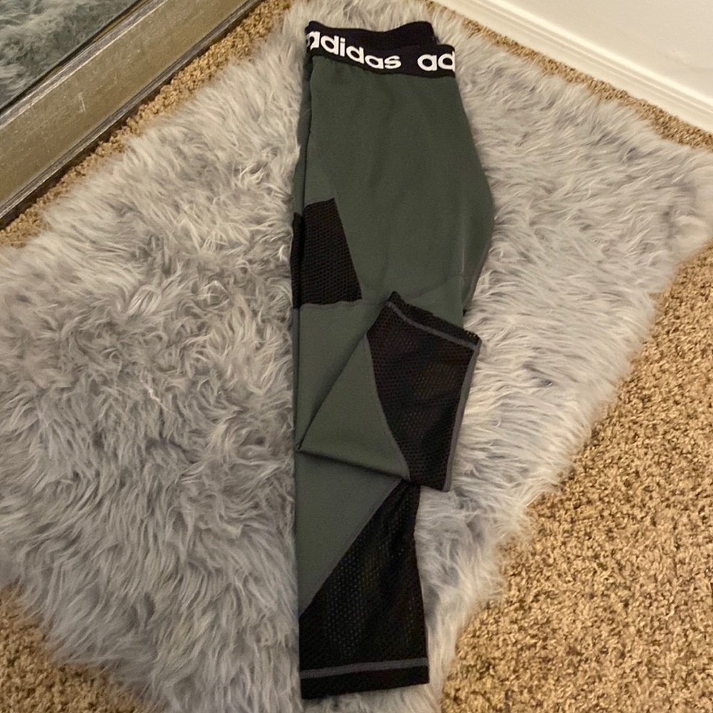 Adidas leggings